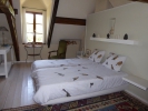 Cozy, big room (50 m2) with a large settee La Chandelle, Bird room