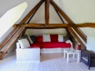 Cozy, big room (50 m2) with a large settee La Chandelle, Bird room